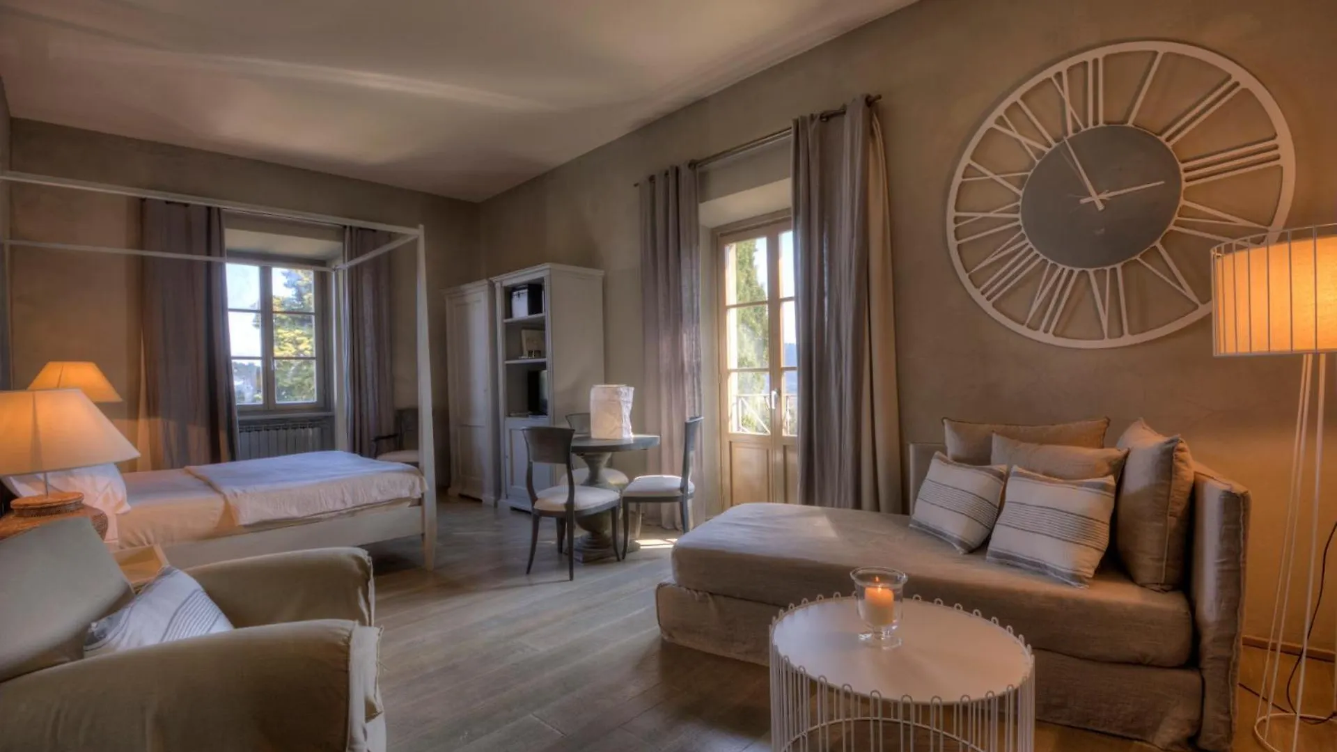 Villa Sassolini & Depandance Montevarchi Hotel