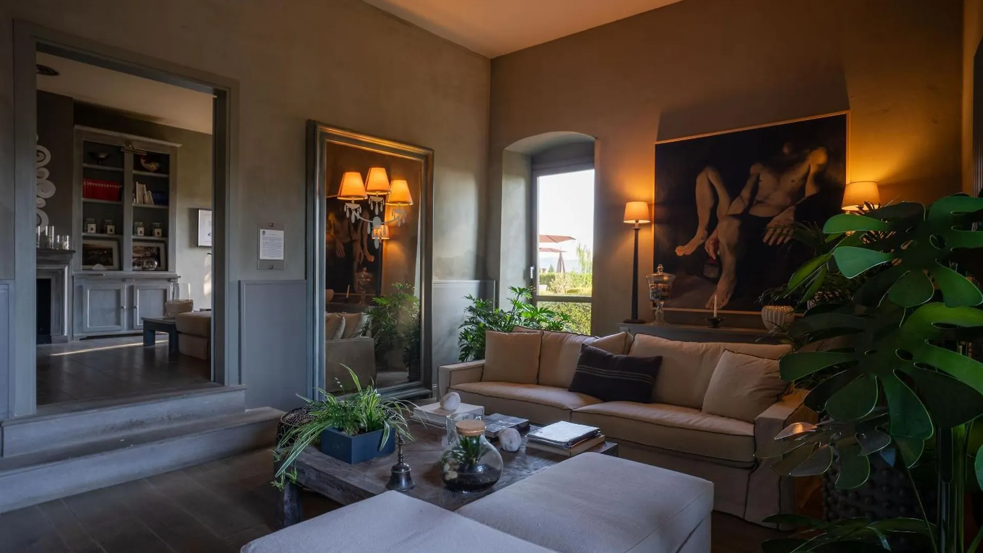Villa Sassolini & Depandance Montevarchi Hotel