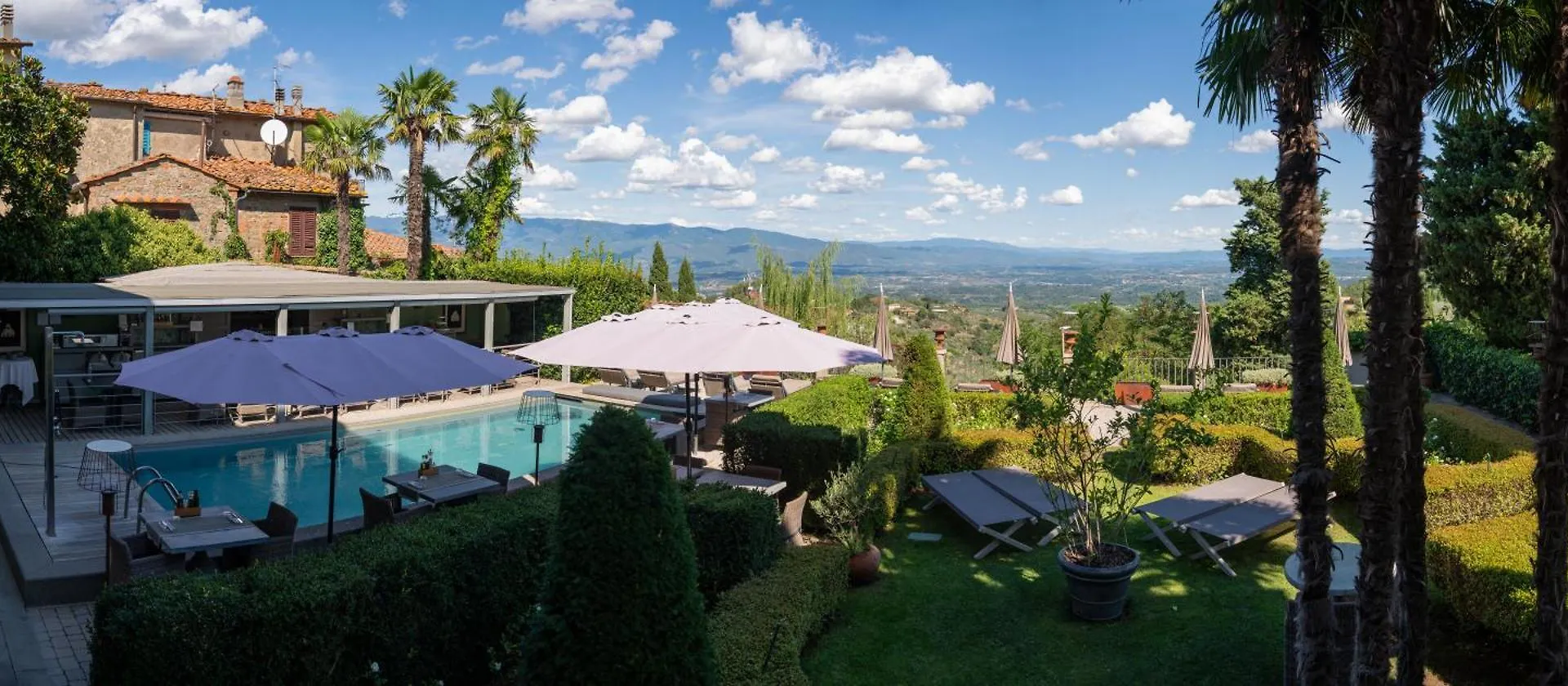 Villa Sassolini & Depandance Montevarchi 4*,